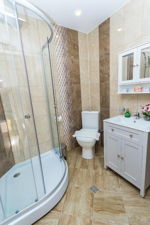 Apartment Zdravets, In The Heart Of The Old City فيليكو ترنوفو المظهر الخارجي الصورة